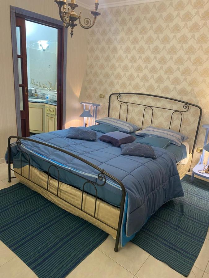 Casa Kamalei, Tra Plebiscito E Lungomare Leilighet Napoli Eksteriør bilde